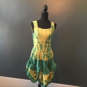 Sleeveless tie-dye dress